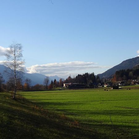 Zimmer Und Ferienwohnungen "Heidis Welt" Podlanig Hermagor-Pressegger See Luaran gambar