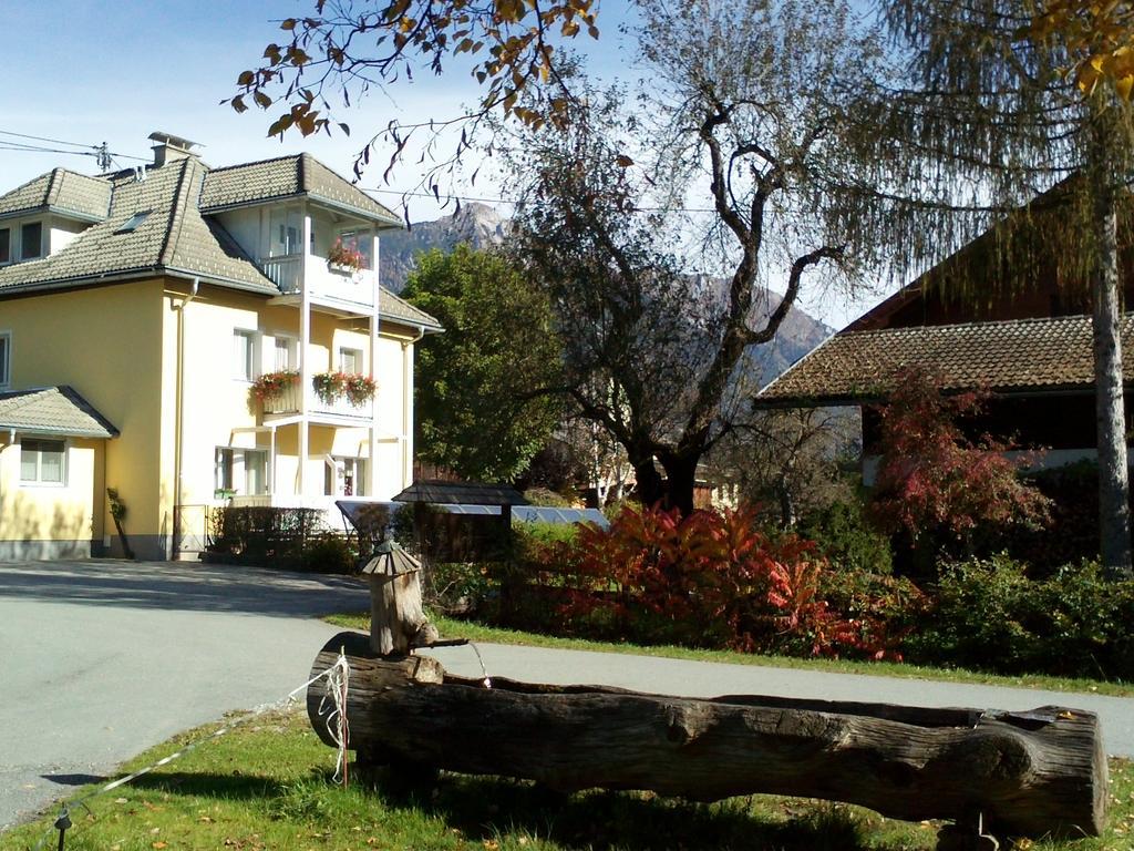 Zimmer Und Ferienwohnungen "Heidis Welt" Podlanig Hermagor-Pressegger See Luaran gambar